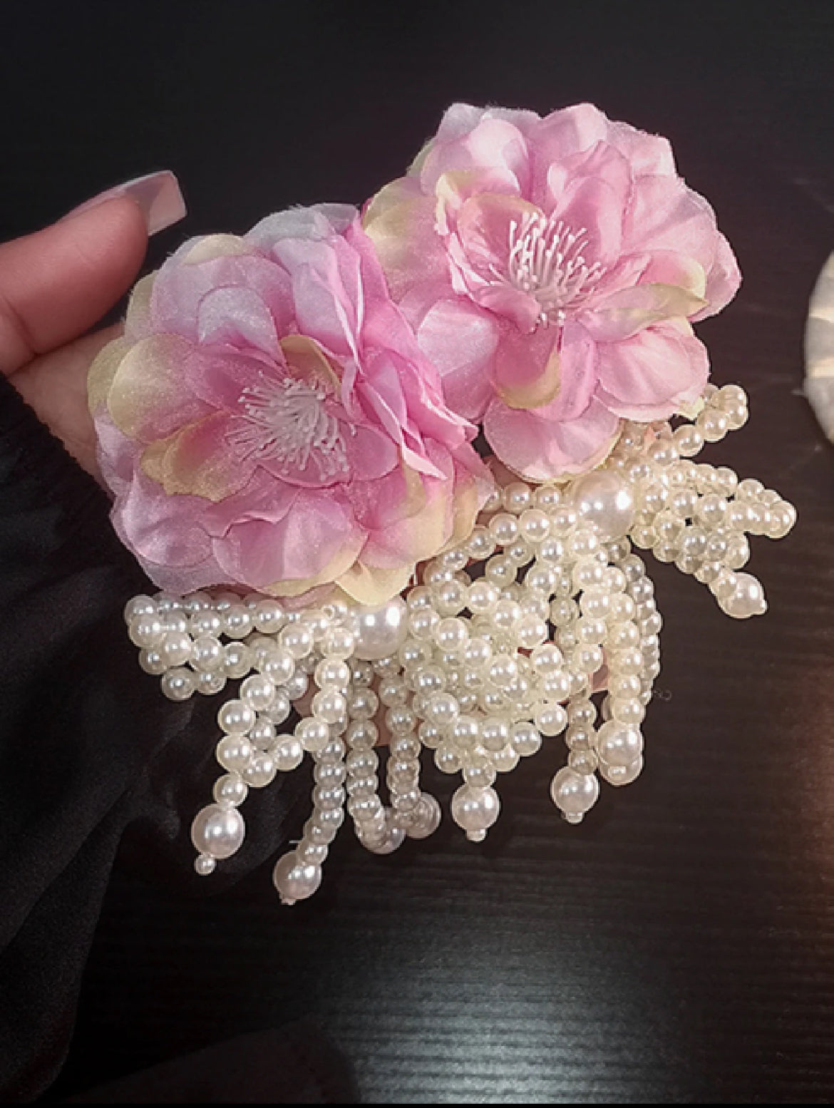 Big flower pearly earrings